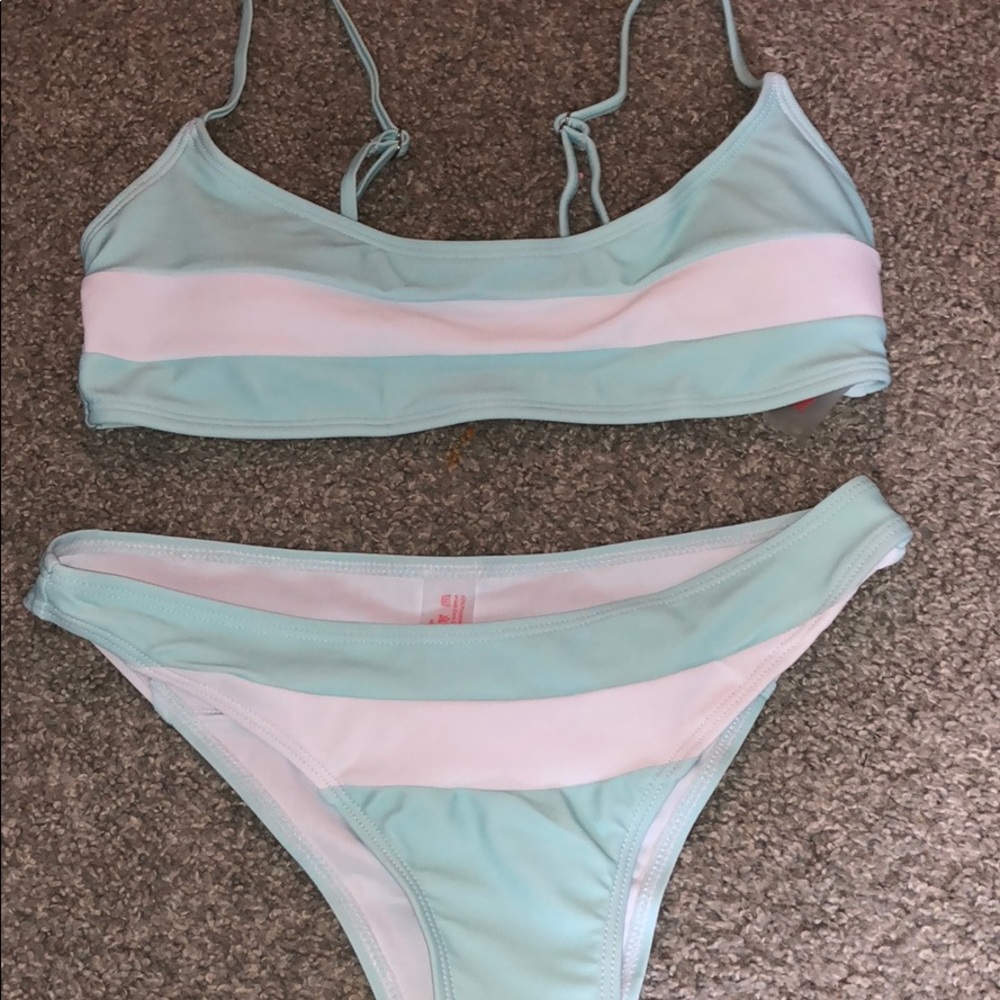 teal bikini w white stripe